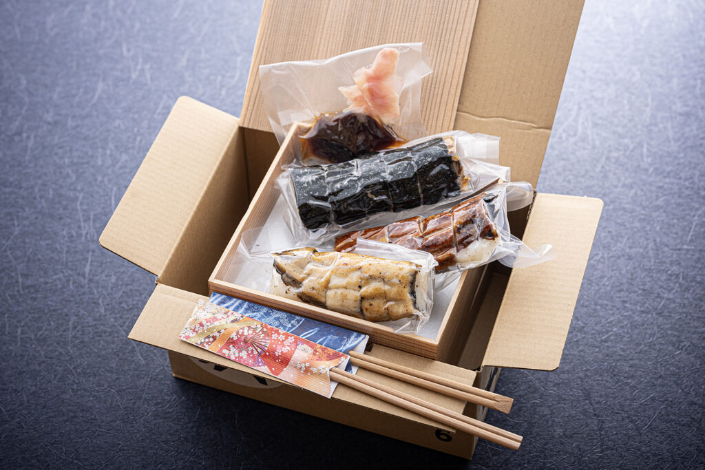 白焼き棒寿司(1本)+蒲焼き棒寿司(ハーフ)食べ比べセット<大阪産天然国産美陵鰻(みささぎうなぎ)>04